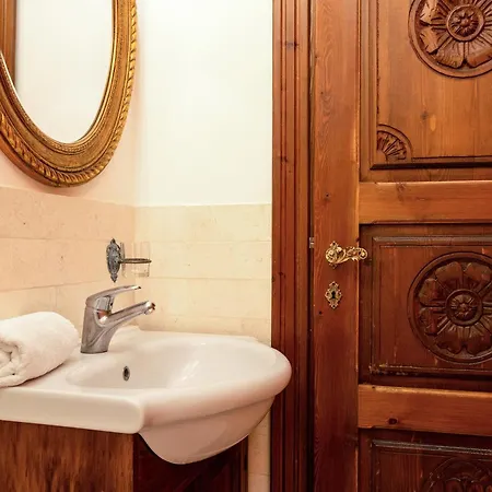 Apartment Residenza Sinibaldi - Xvii Century Experience *