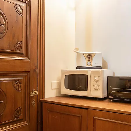 Residenza Sinibaldi - Xvii Century Experience Apartment Rome